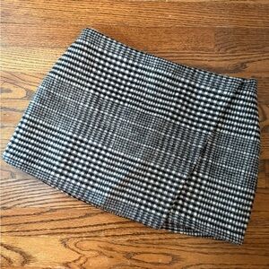 Abercrombie & Fitch plaid skort